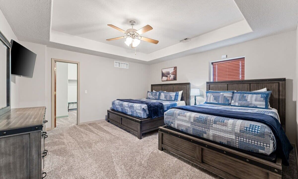 Photo of Bedroom in Branson West