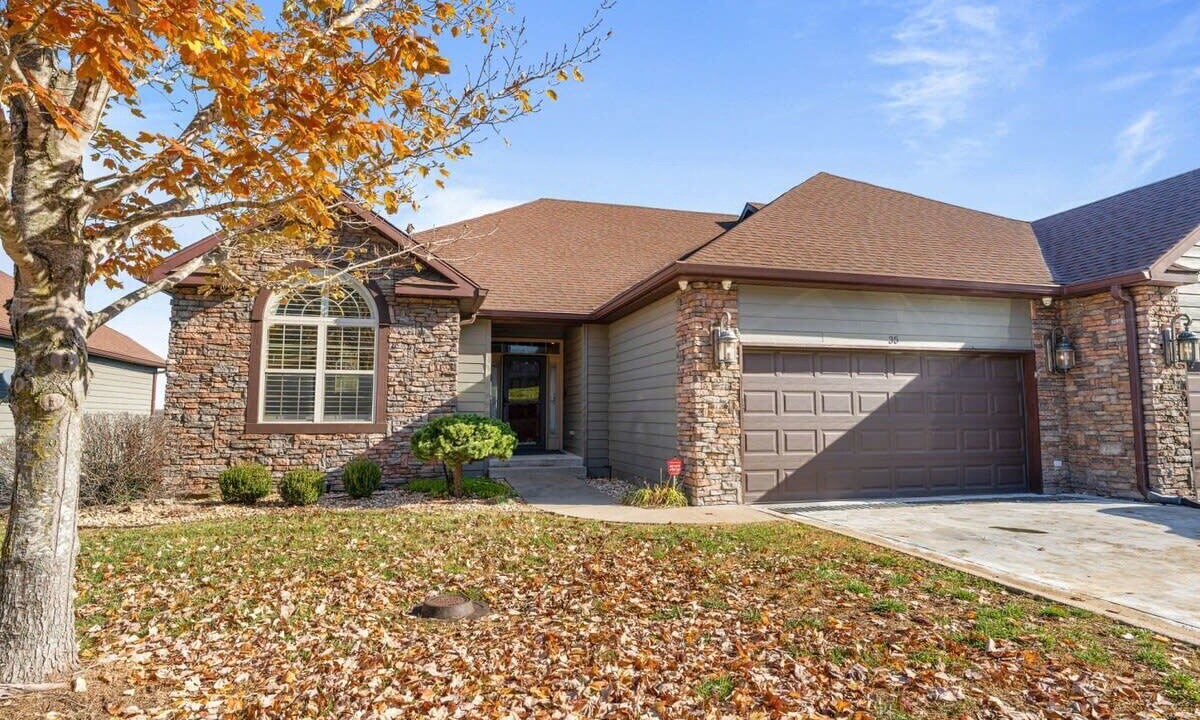 Photo of Outdoor in Branson West