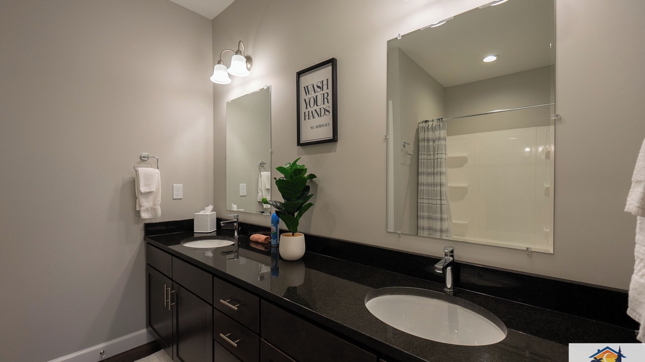 Photo of Bathroom in Branson