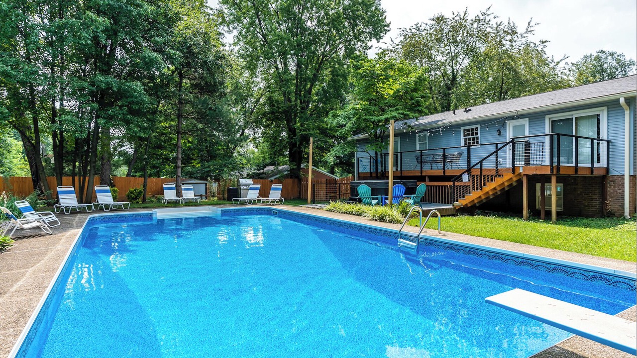 Photo of Outdoor in Lexington