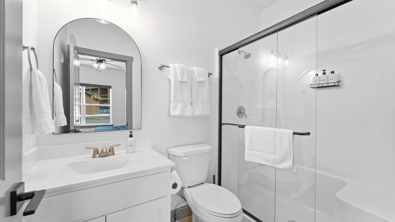 Photo of Bathroom in Kimberling City