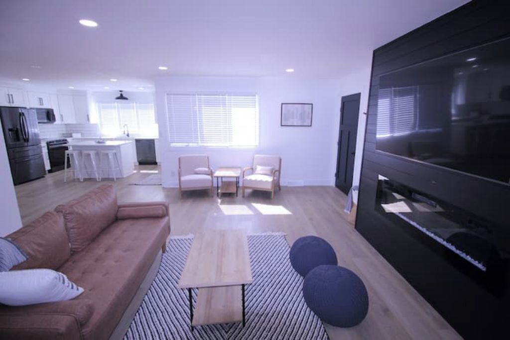 Photo of Livingroom in Hays