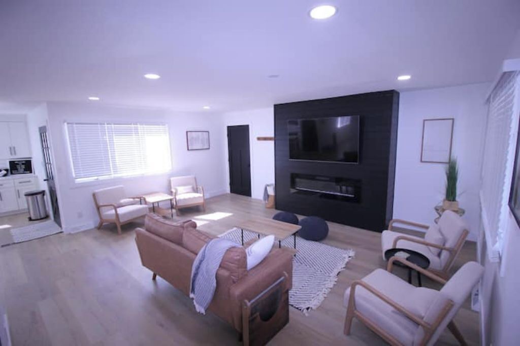 Photo of Livingroom in Hays