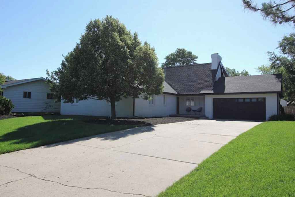 Photo of Outdoor in Hays