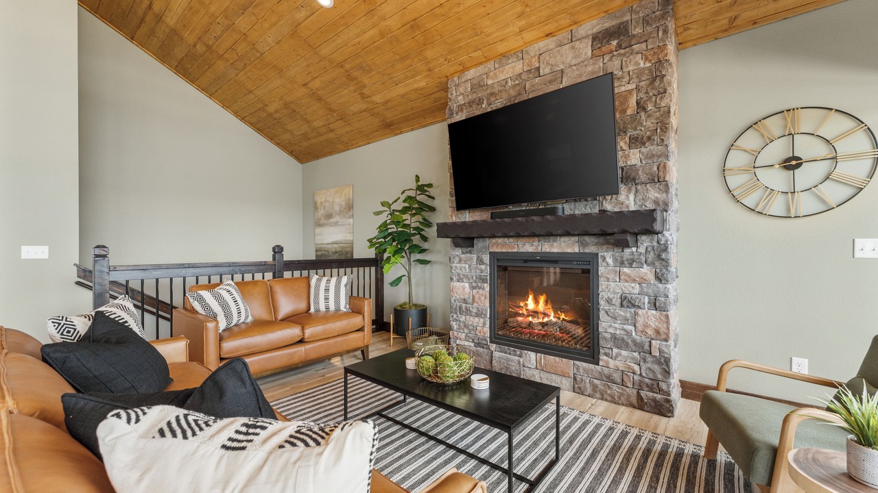 Photo of Livingroom in Kimberling City