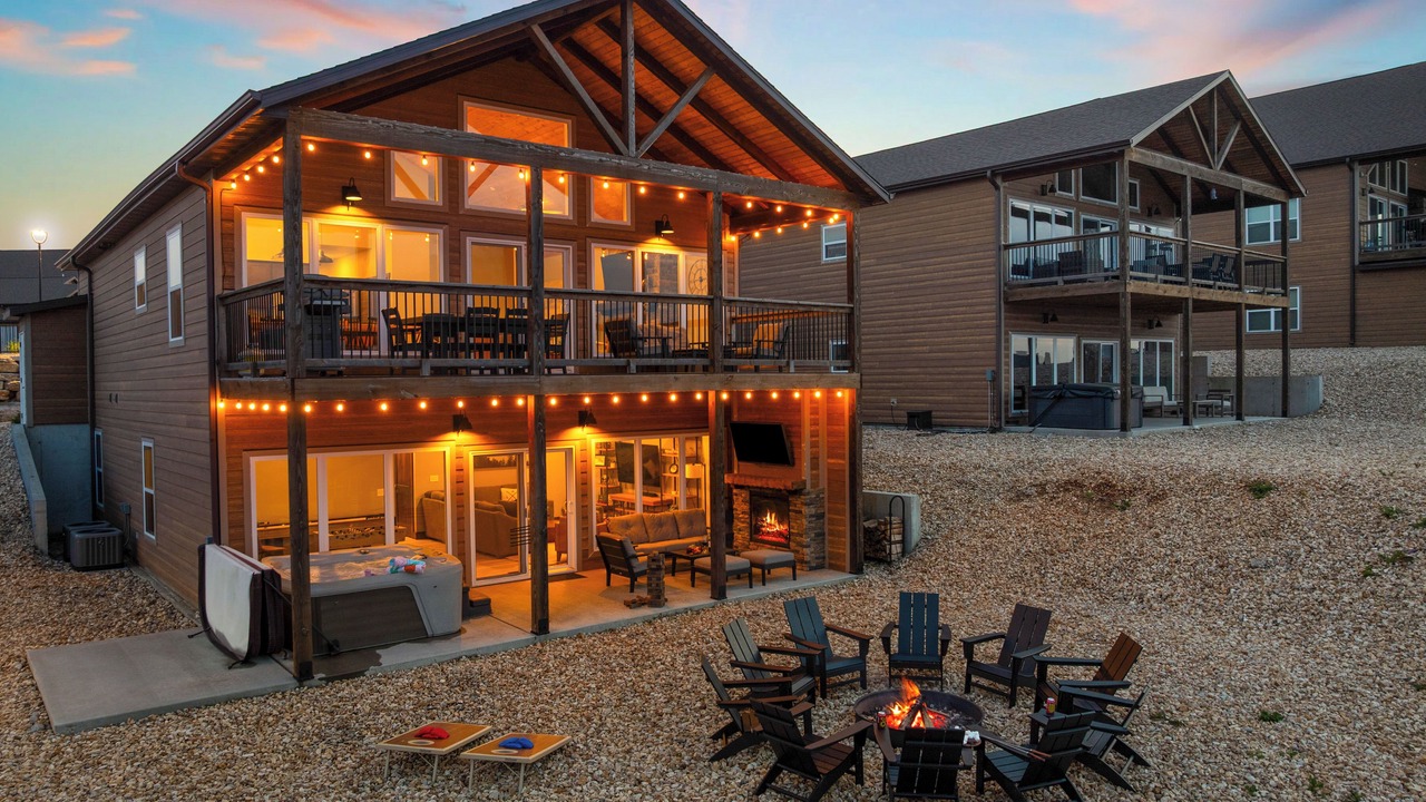 Photo of Patio Balcony in Kimberling City