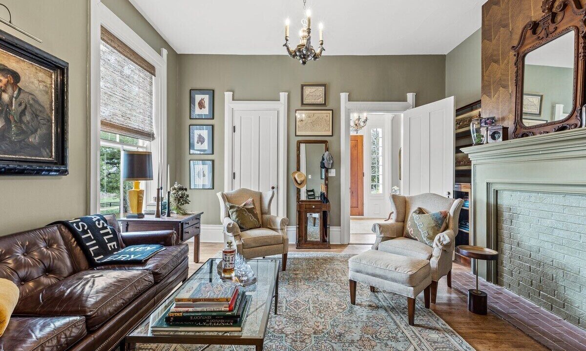 Photo of Livingroom in Nicholasville