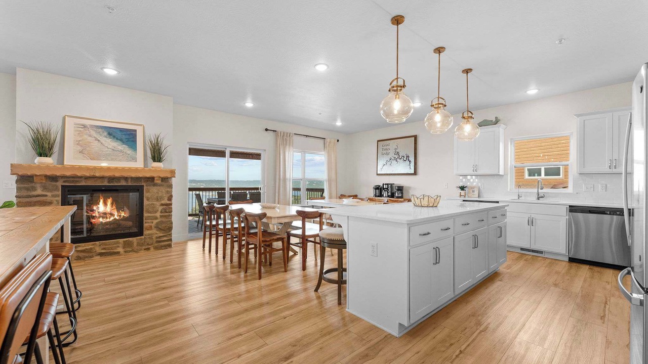 Photo of Kitchen in Kimberling City