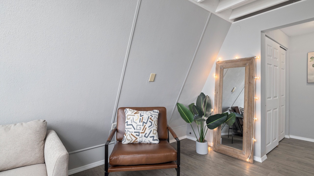 Photo of Others in Lampe