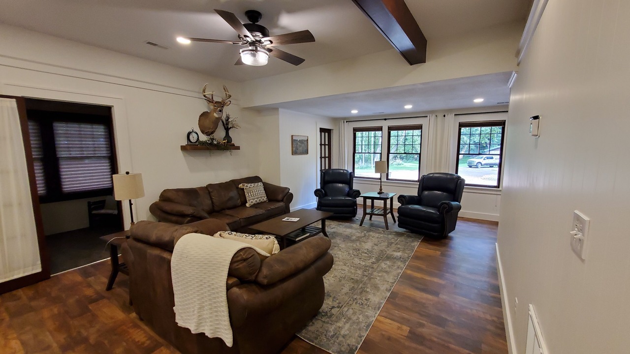 Photo of Livingroom in Brown County