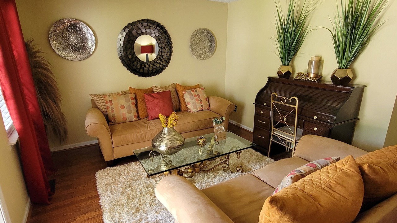 Photo of Livingroom in Lupton City