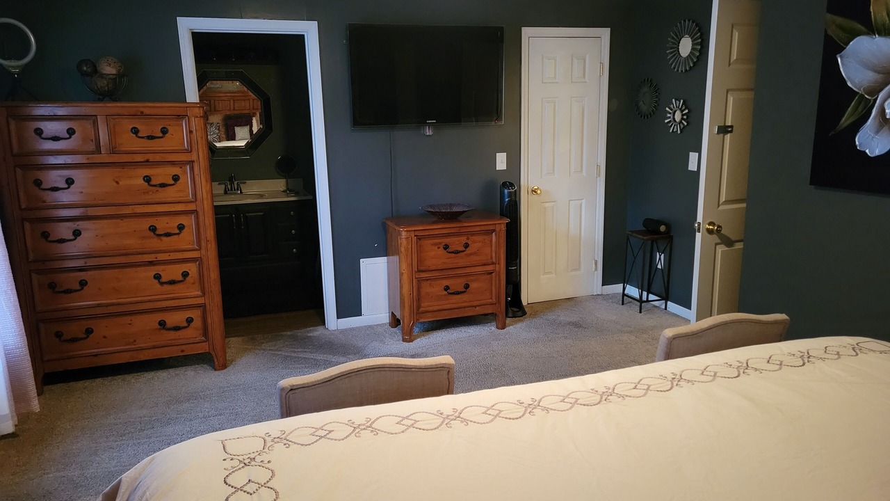 Photo of Bedroom in Lupton City