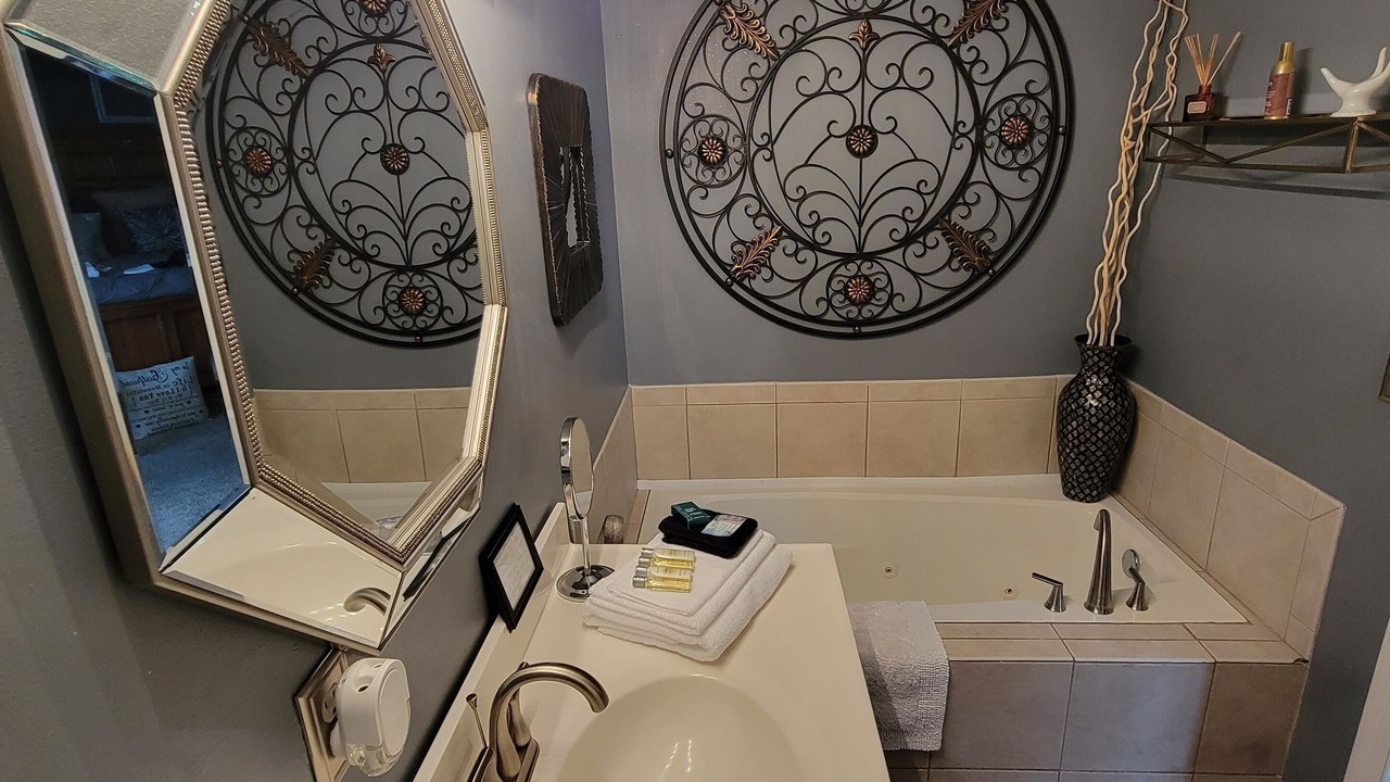 Photo of Bathroom in Lupton City
