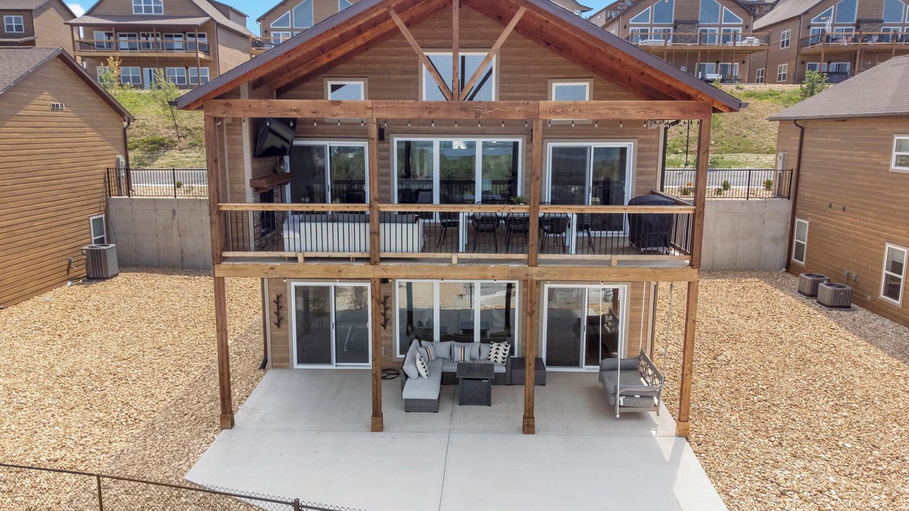 Photo of Patio Balcony in Kimberling City
