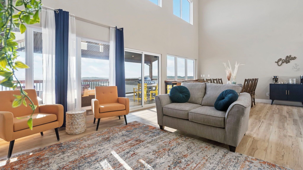 Photo of Livingroom in Kimberling City