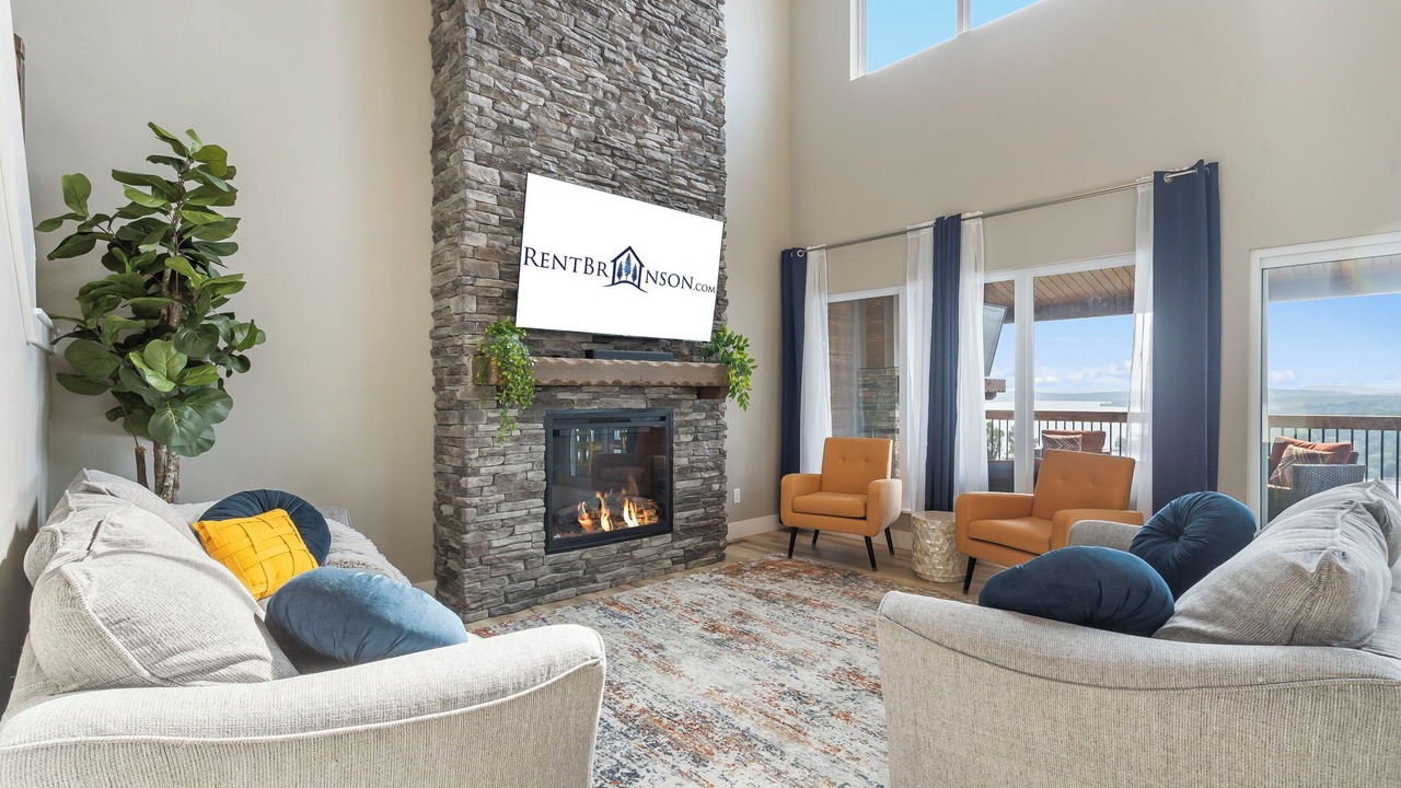 Photo of Livingroom in Kimberling City