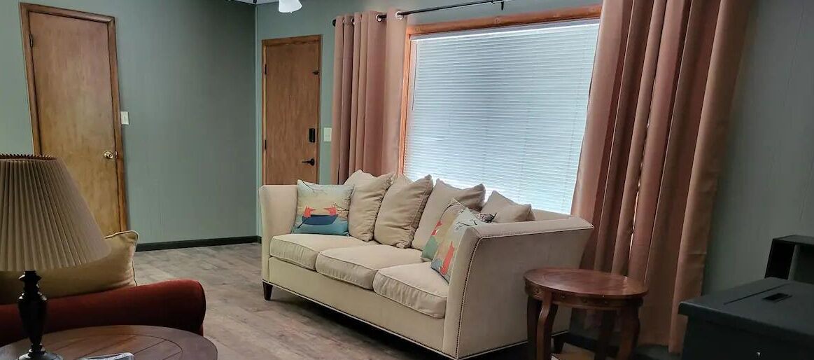Photo of Livingroom in Reeds Spring