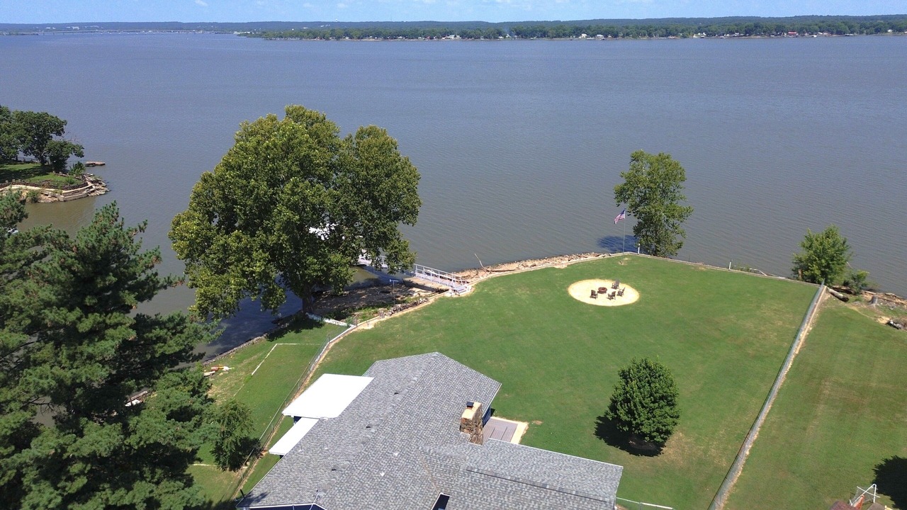 Photo of Outdoor in Grove