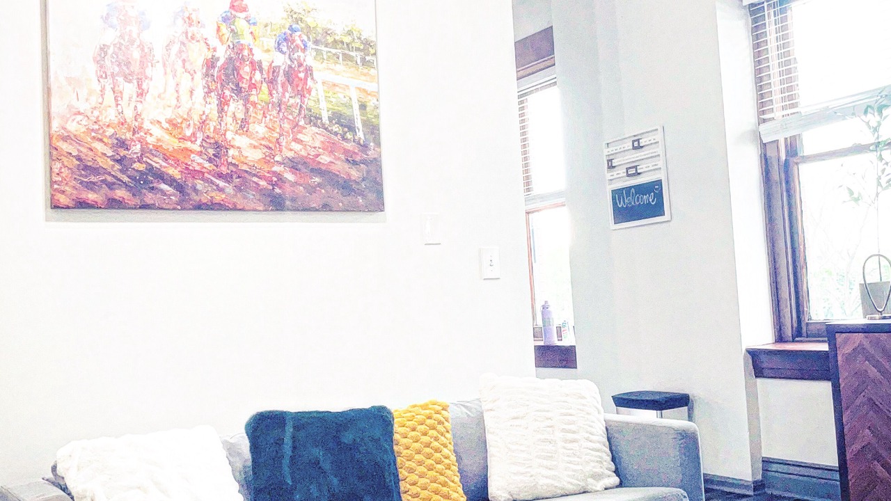 Photo of Livingroom in Phoenix Hill
