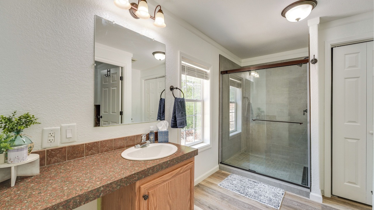 Photo of Bathroom in Shell Knob