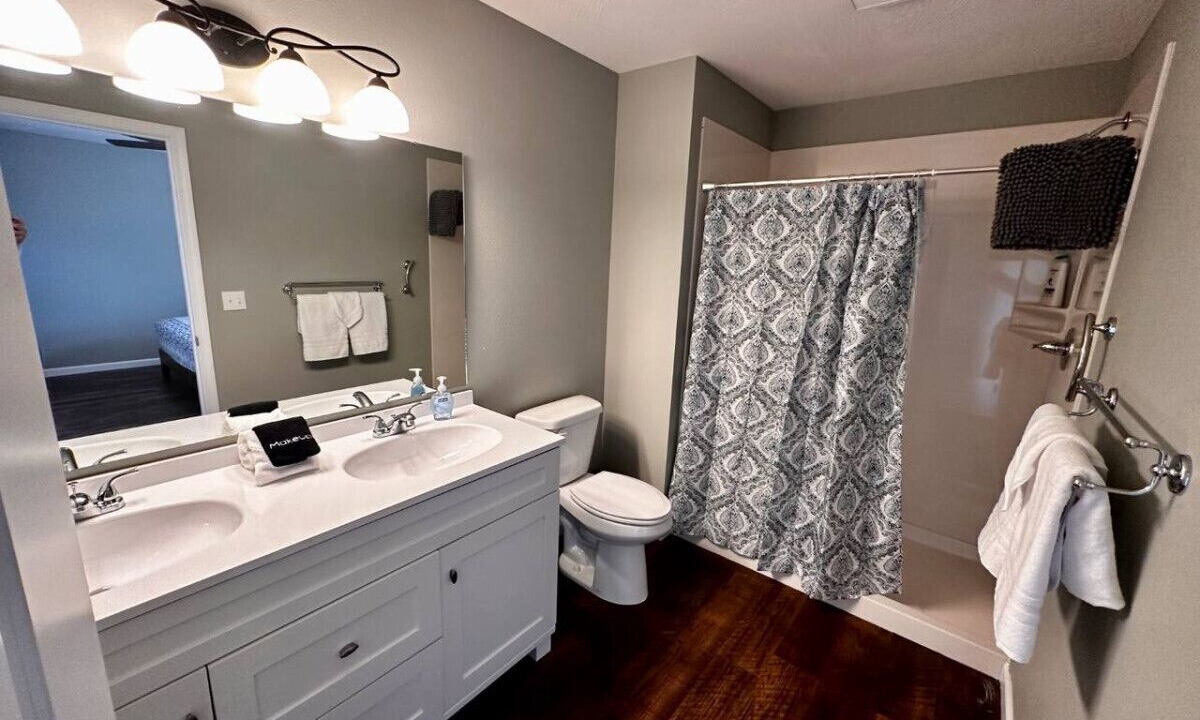 Photo of Bathroom in Kirbyville