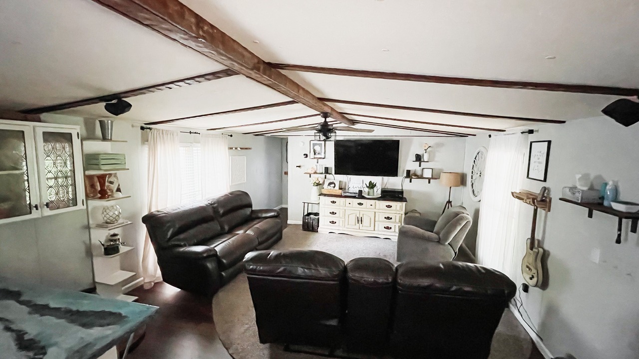 Photo of Livingroom in Fort Gibson