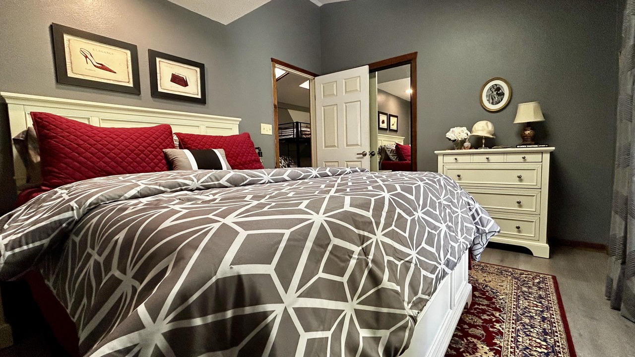 Photo of Bedroom in Lampe