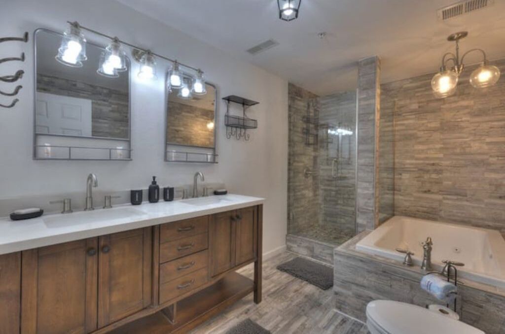 Photo of Bathroom in Branson