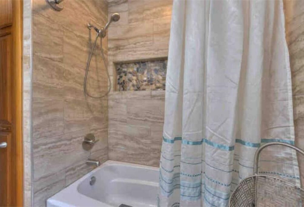 Photo of Bathroom in Branson