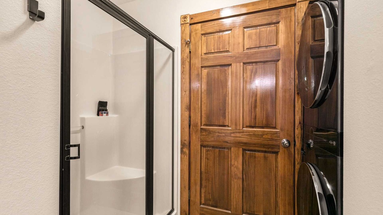 Photo of Bathroom in Reeds Spring