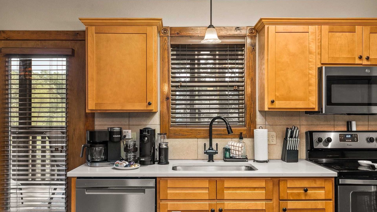 Photo of Kitchen in Reeds Spring