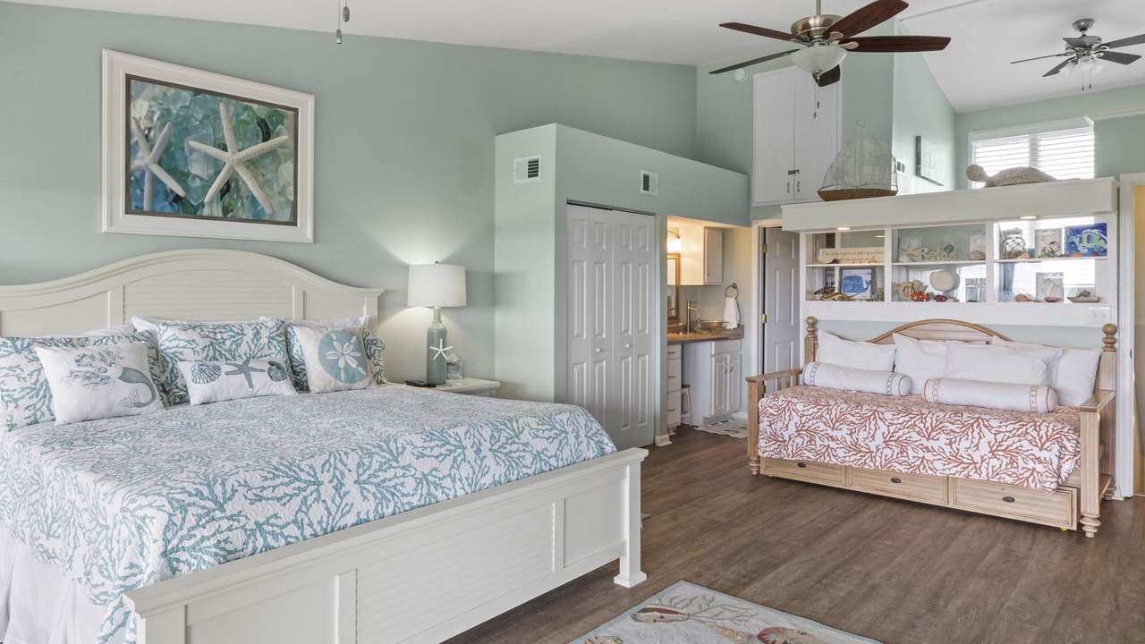 Photo of Bedroom in Morehead City