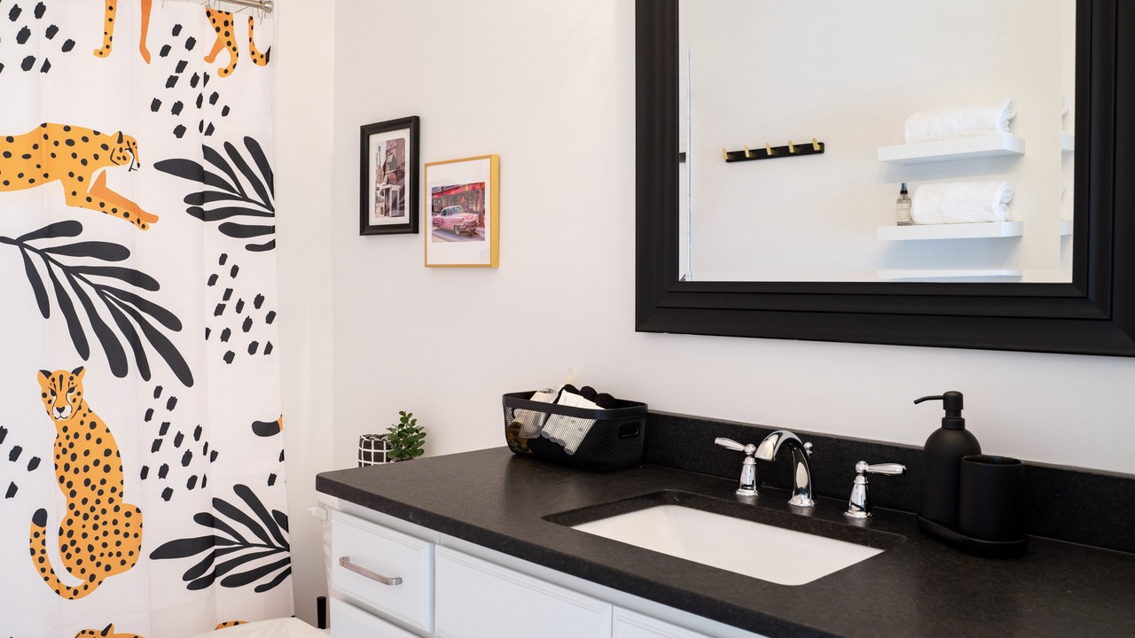 Photo of Bathroom in East Memphis