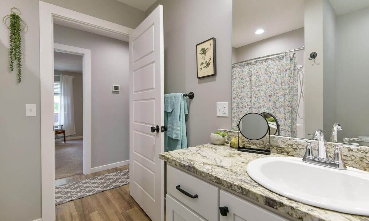 Photo of Bathroom in Lampe