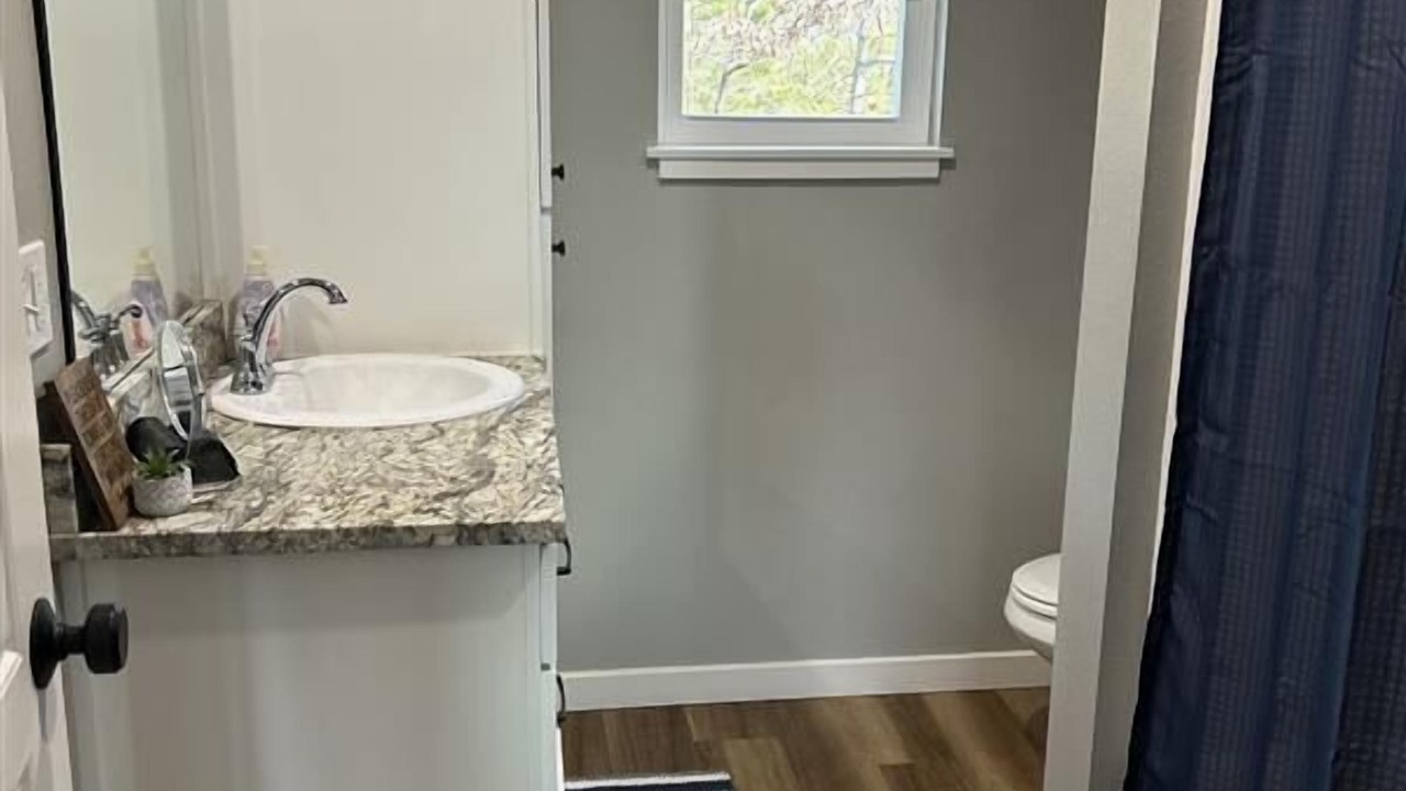 Photo of Bathroom in Lampe