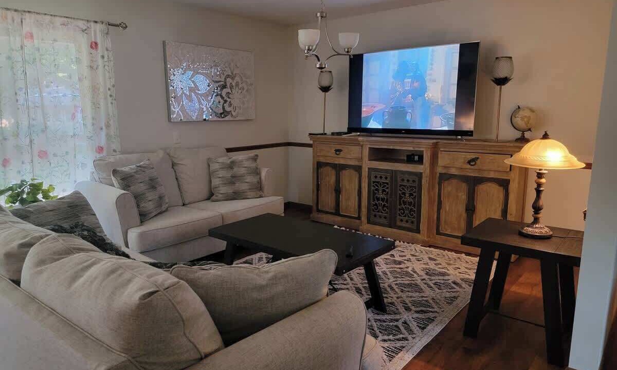 Photo of Livingroom in Emporia