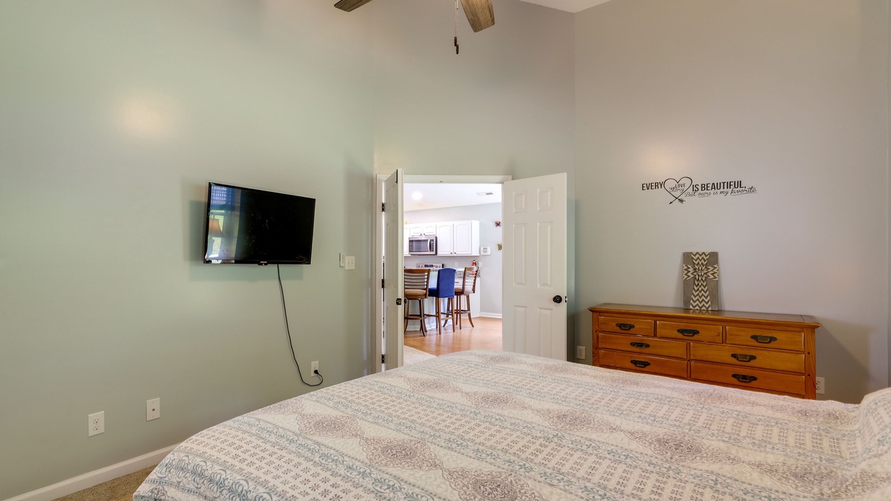 Photo of Bedroom in Swansboro