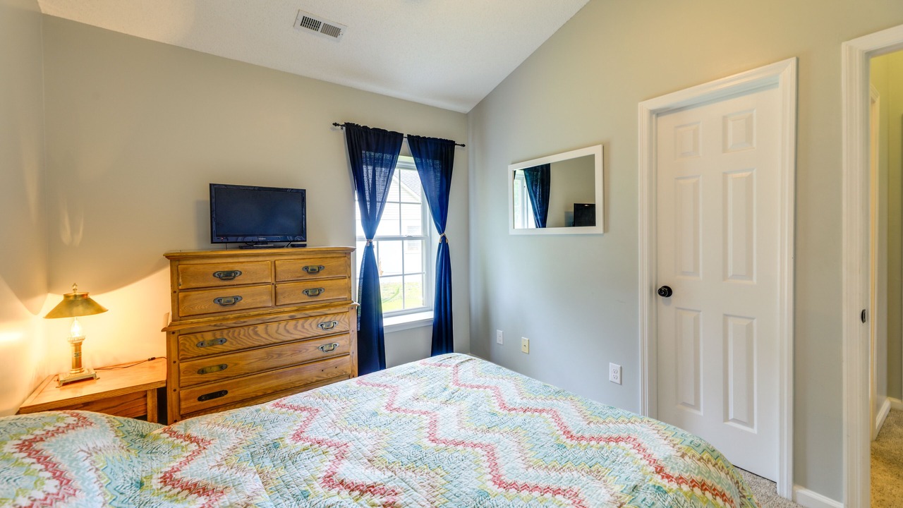 Photo of Bedroom in Swansboro