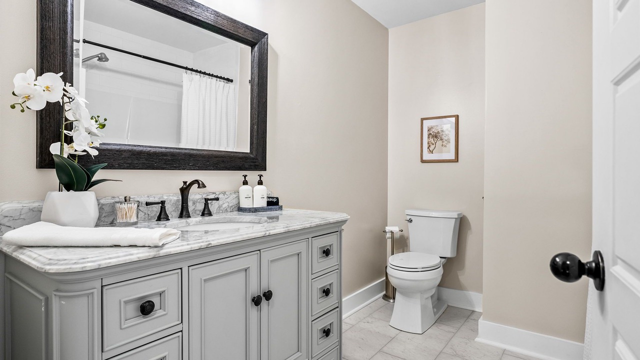 Photo of Bathroom in Waddy