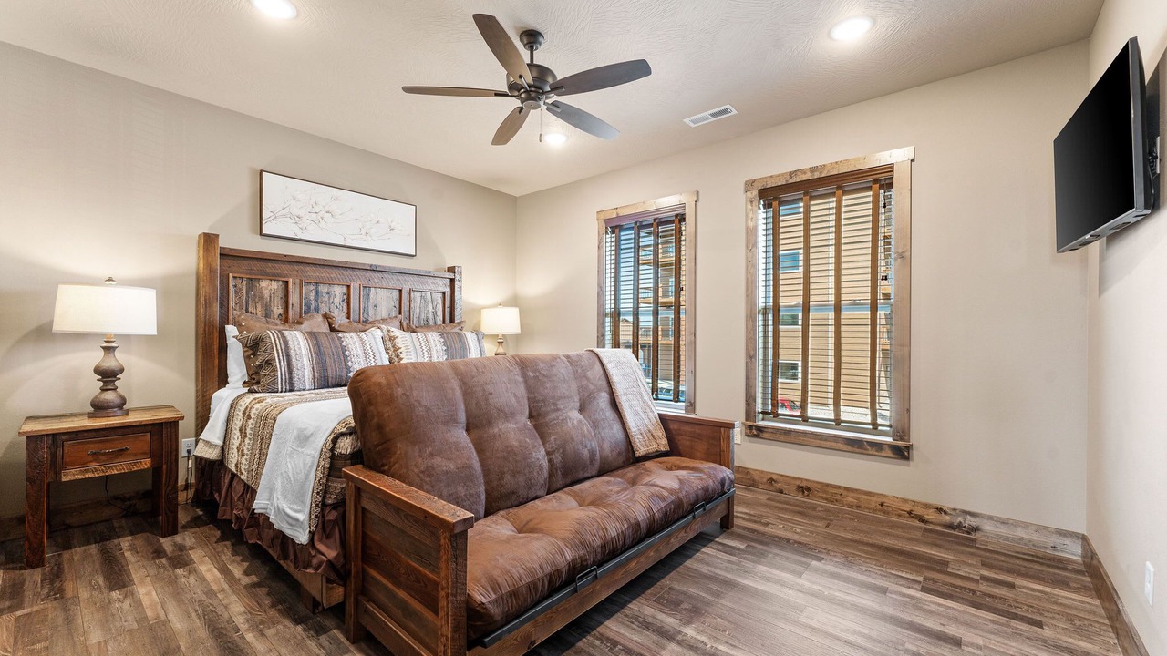 Photo of Livingroom in Kimberling City