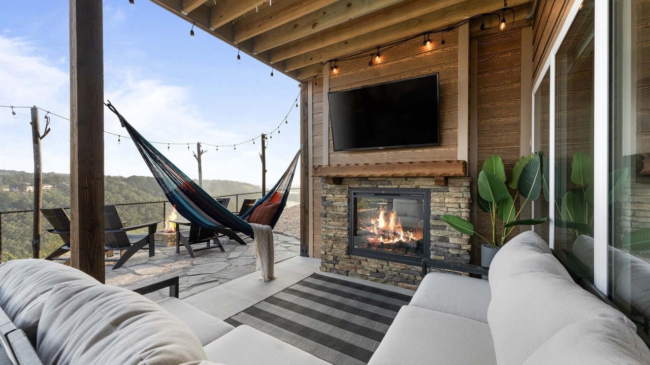 Photo of Livingroom in Kimberling City