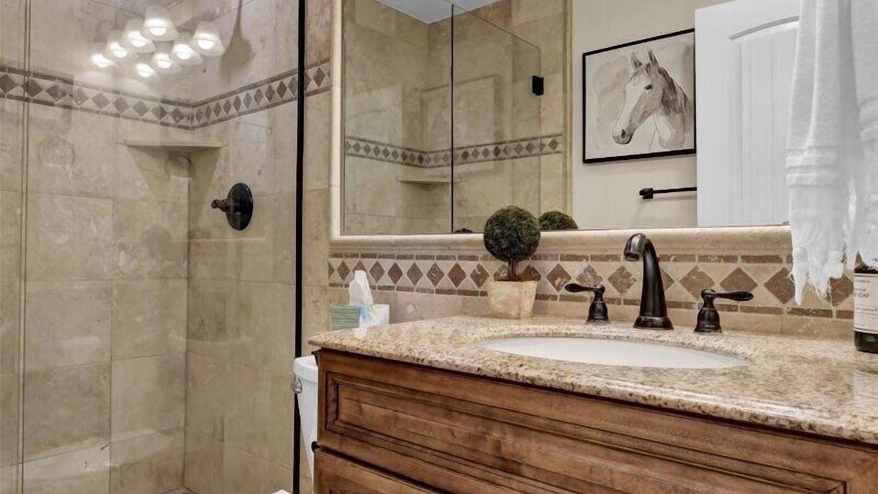 Photo of Bathroom in Shelbyville