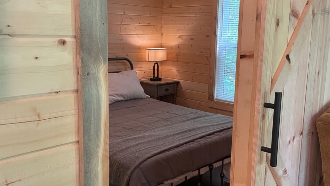 Photo of Bedroom in Means