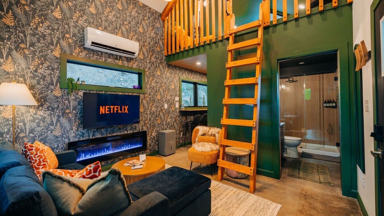 Photo of Livingroom in Rogers