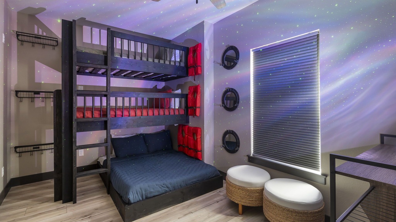 Photo of Bedroom in Kimberling City