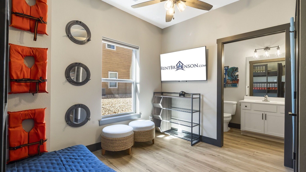 Photo of Bedroom in Kimberling City