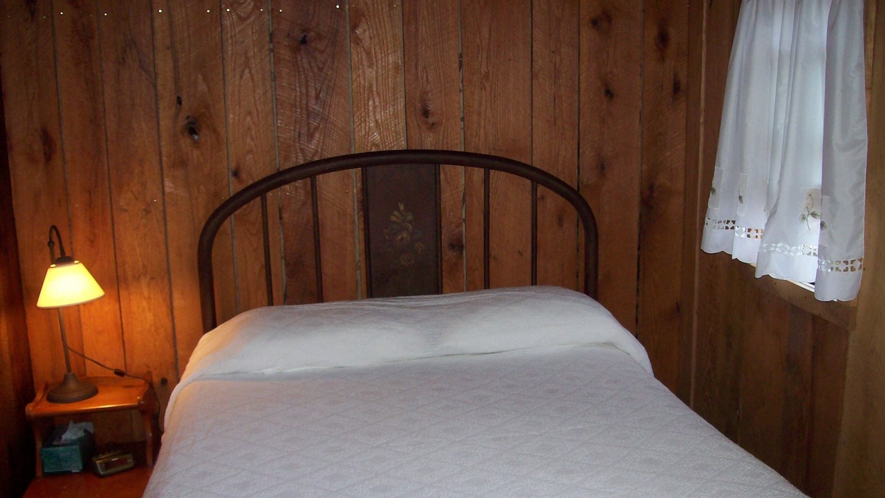Photo of Bedroom in Shell Knob