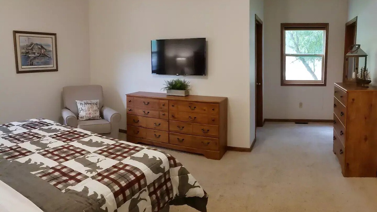 Photo of Bedroom in Branson