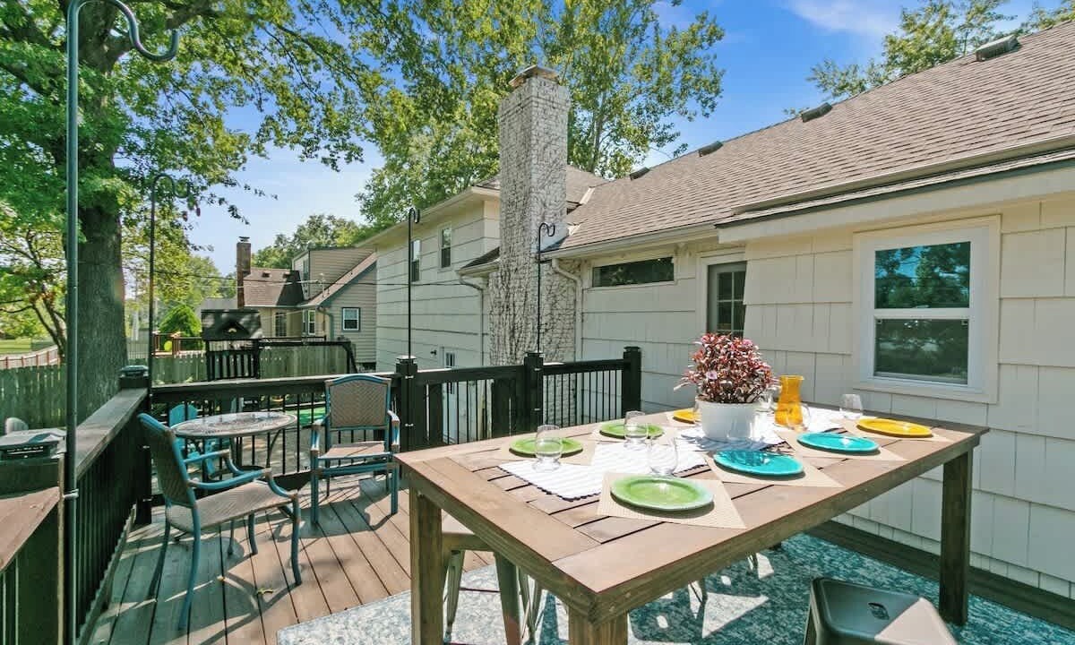 Photo of Outdoor in Nall Hills