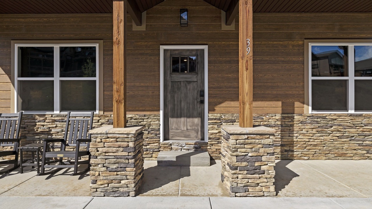 Photo of Patio Balcony in Kimberling City